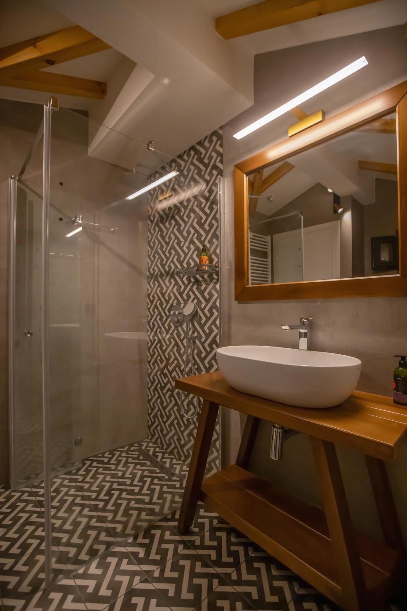 Element Suites - Yellow - Apt 2Bd - Kalambaka Esterno foto
